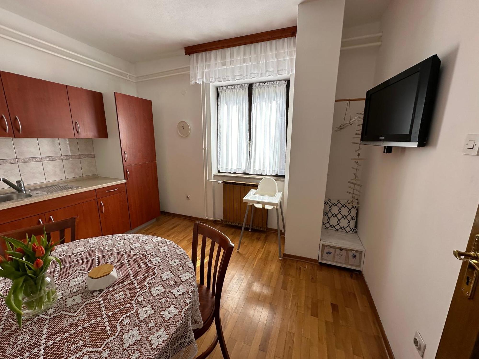 אילירסקה ביסטריצה Sunny Hill Apartment מראה חיצוני תמונה